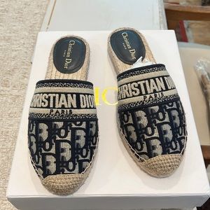 CHRISTIAN DIOR NAVY BLUE EMBROIDERED COTTON MULE SZ EU40 BOX NOT INCLUDED